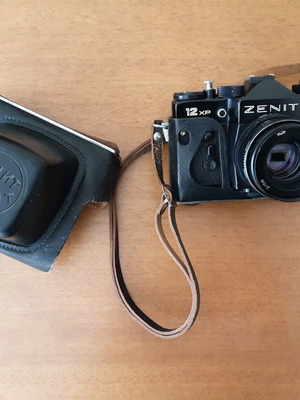 Zenit 12XP camera with case used