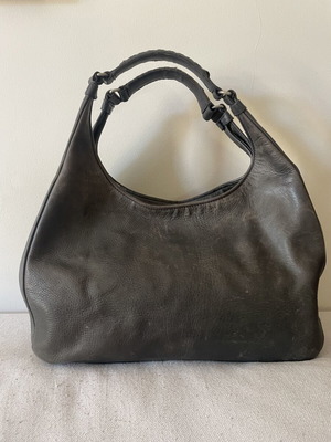 Bottega Veneta Vintage Large Leather Tote Bag used, shoulder style