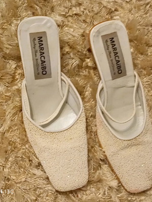 Shoe like new, white size 38, platform sandal