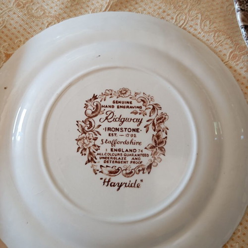 Ridgway Ironstone Hayride vintage plate set like new, 1 large platter and 5 dessert plates