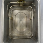 Kenwood Φριτέζα μεταχειρισμένη, χωρητικότητα 2,5 λίτρα, λευκή