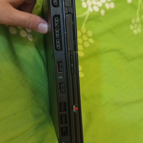 Sony PlayStation 2 Slim console like new with controller and 4 games