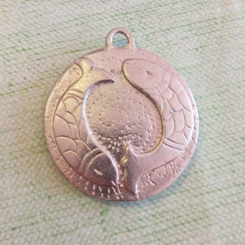 Vintage Large Pisces Zodiac Pendant medal like new, 4cm