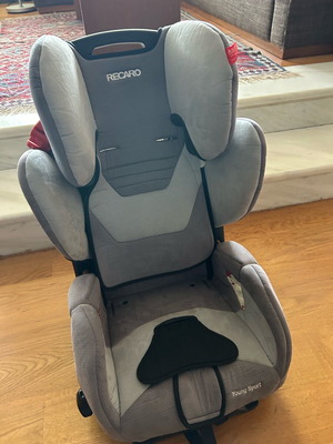 Recaro child car seat used without harnesses