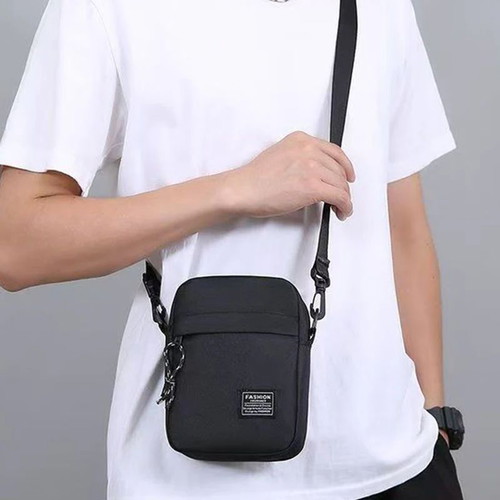 Minimalist small shoulder bag new black