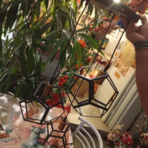 Metal three-light ceiling lamp, adjustable length