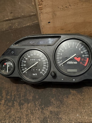 Πίνακας οργάνων Kawasaki ZZR 1100 μεταχειρισμένος