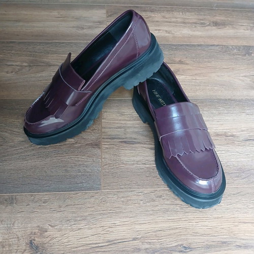 Nine West women's loafers used, burgundy with black chunky sole, size 36.5