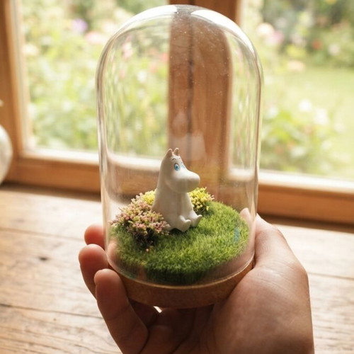 Moomin Diorama in Glass Globe with Collectible Moomintroll Figure