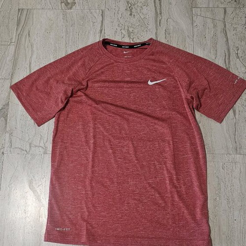 Nike running t shirt like new, pink, size M