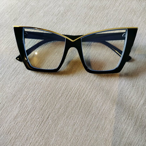 Eyeglasses new with blue screen protection filter multicolor