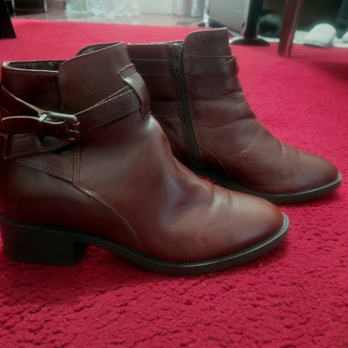 Alpe woman leather brown ankle boots like new, size 38