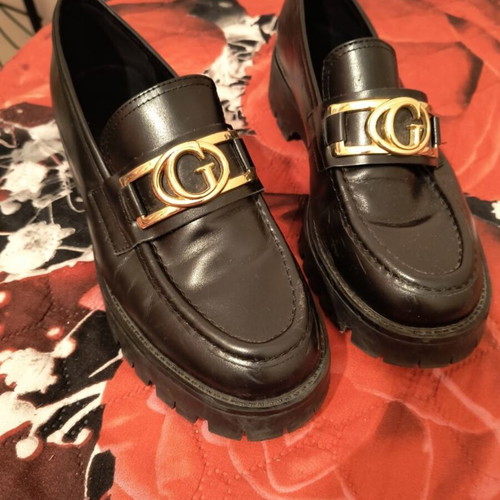 Guess black shoes like new, sizes 39-40