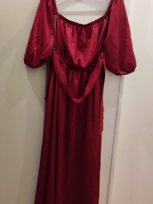 Σατέν φόρεμα μάξι medium σαν καινούργιο, μπορντοκοκκινο
