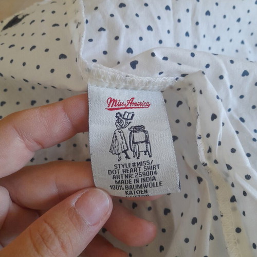 Shirt with polka dots and hearts like new, size M, black and white