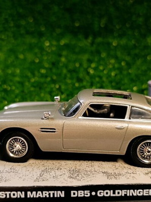 Aston Martin DB5 Goldfinger συλλεκτικό μοντέλο 1:43 σαν καινούργιο