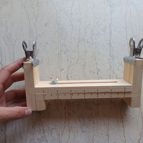 Wooden jewelry and bracelet making device new