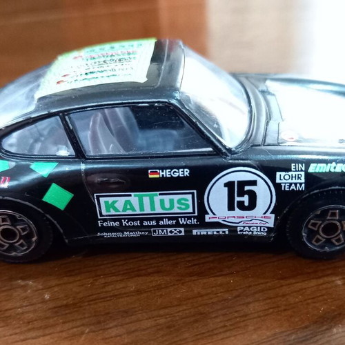 Metal model Porsche Carrera 911 racing car used 1:43 scale Burago