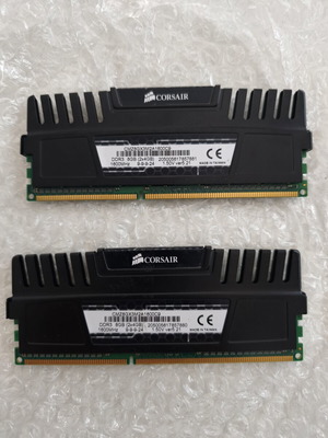 Corsair Vengeance DDR3 8GB RAM 2x4GB Modules 1600MHz like new