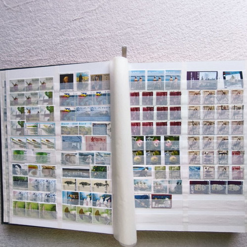 Globe A4 stamp album 64 pages with all stamps gift, like new
