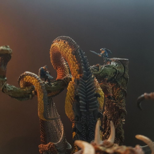 McFarlane Hunter Dragon Clan 2 Series 8 like new