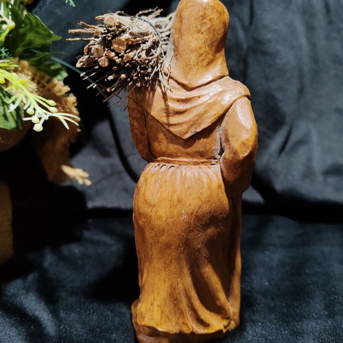 German vintage woodcarving 'Grandmother with sticks' Black Forest art (16 cm)