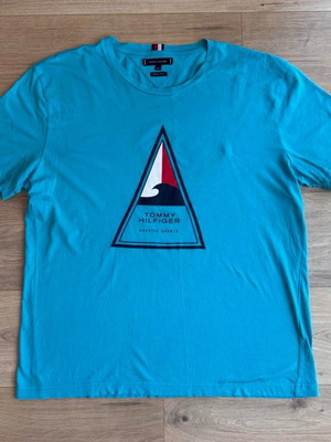 Tommy Hilfiger organic cotton t-shirt, like new, size XXL, blue
