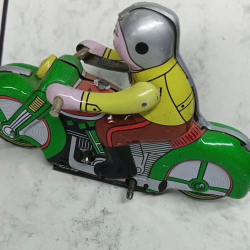 Tin wind-up motorcycle toy vintage, like new