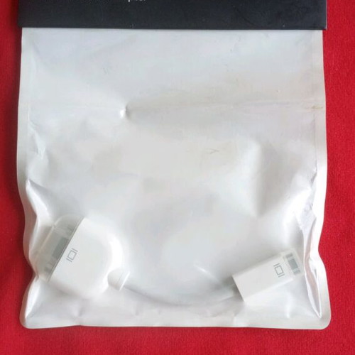 Apple Mini DVI to VGA Adaptor new