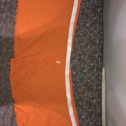 Minerva pareo like new, orange color