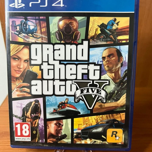 Grand Theft Auto V PS4 used, complete edition