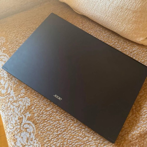 Acer Aspire 7 gaming laptop like new with Intel Core i5 and RTX 3050