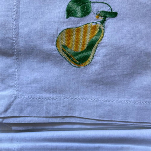 Kitchen towels set of 6 embroidered machine-made, new