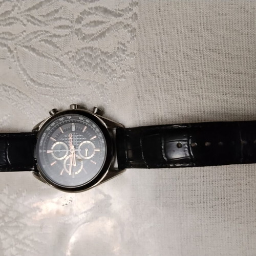 Seiko Chronograph 100m wristwatch like new, black leather strap