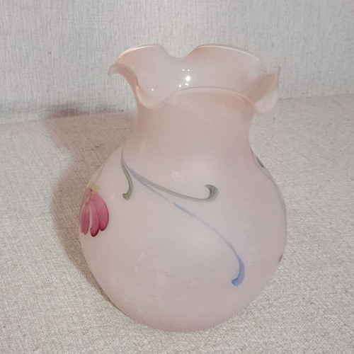 Italian hand-painted vase new, matte glass pink shade