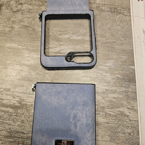 Samsung Z Flip 7/6 phone case new