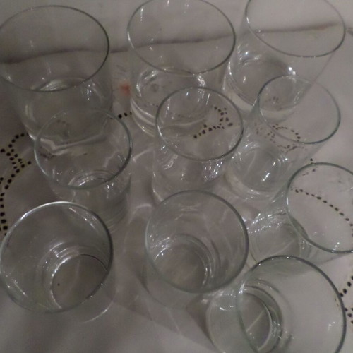 Glass set like new, 3 large and 7 small glasses