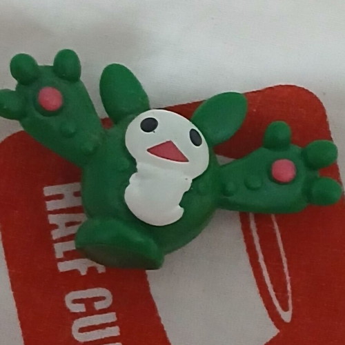 Pokemon Reuniclus figure Gen 5 Black and White