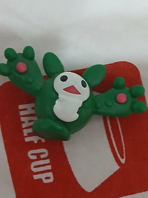 Pokemon Reuniclus figure Gen 5 Black and White