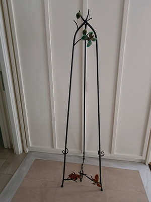 Italian stand for paintings new, iron with butterfly decoration