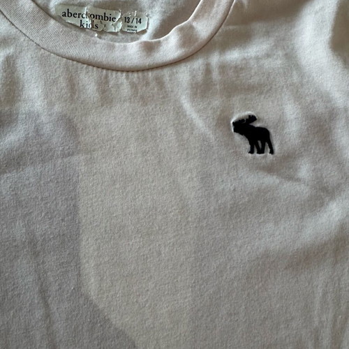 Abercrombie & Fitch T-shirts used, for kids 10-12 years, size 140 cm