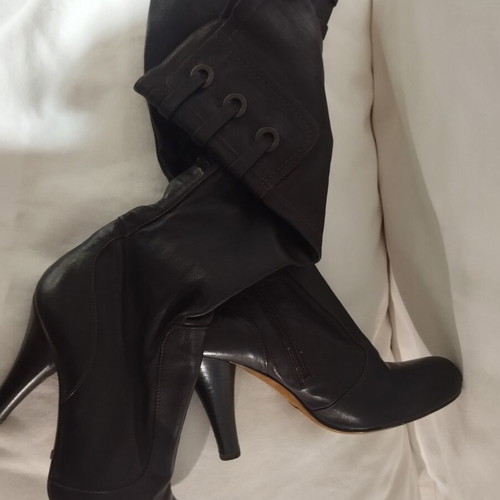 Leather high-heeled boots size 37, brown