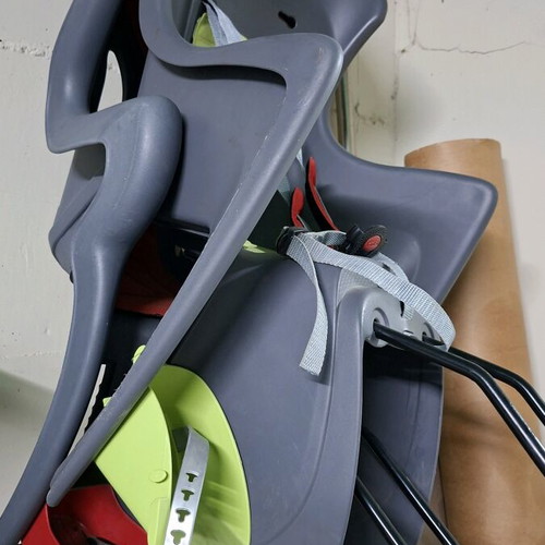 Bellelli and Polisport bicycle seats used