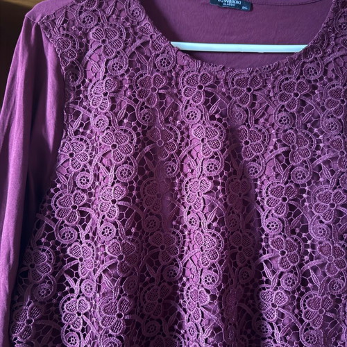 Bordeaux blouse with lace front new 5XL