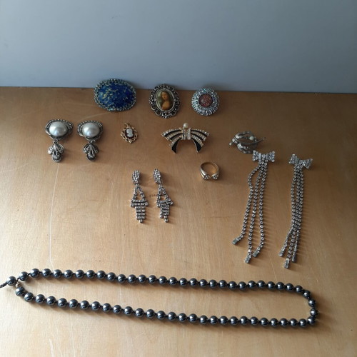 Vintage Atelier jewelry set used, colorful, 60s-70s