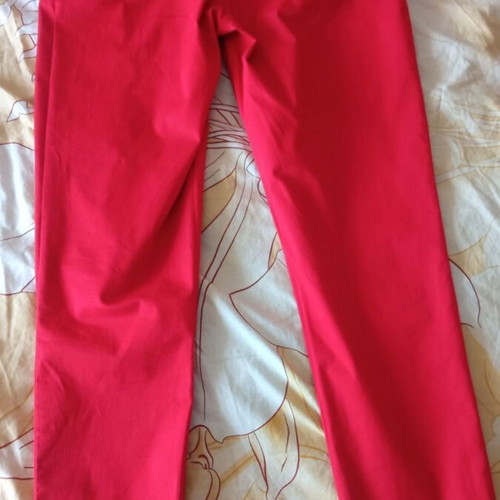 High-waisted red cotton pants, size M