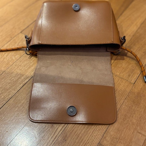 Claudia Canova crossbody bag like new, tan orange brown