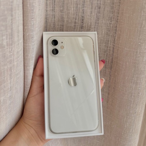 iPhone 11 64GB White like new