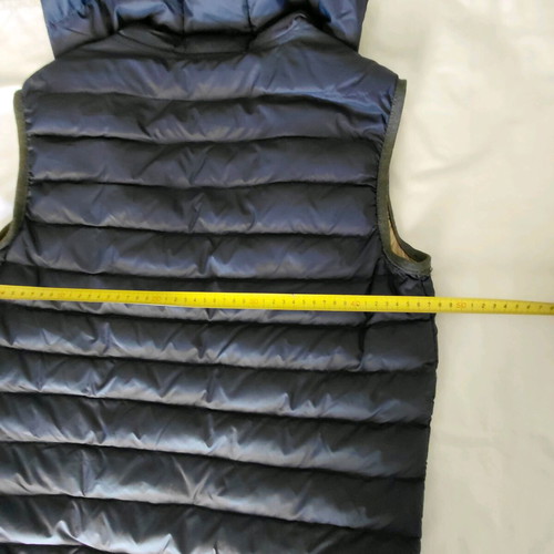 Sleeveless women's jacket like new, size M-L, beige and blue