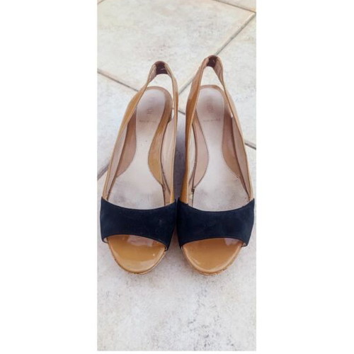 Fendi peep toe wedge sandals used, size 38, beige and black